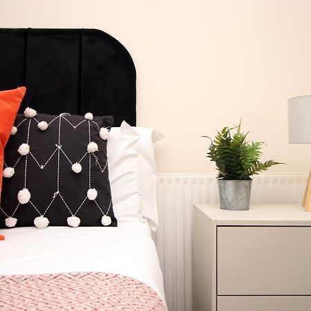 Cosy 3Br Home, Scenic Views, Ideal For Walks & Work Abertillery 외부 사진