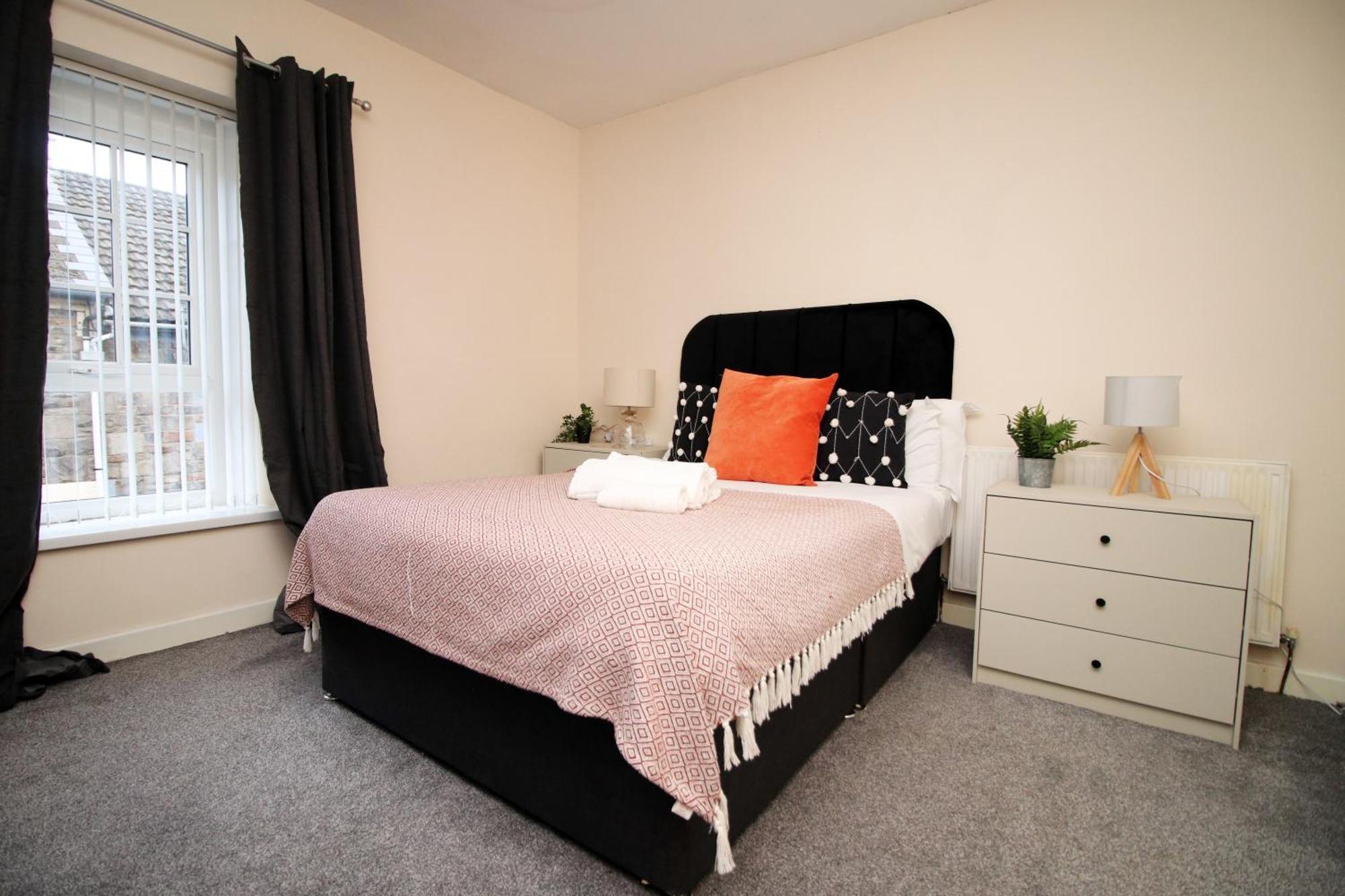 Cosy 3Br Home, Scenic Views, Ideal For Walks & Work Abertillery 외부 사진